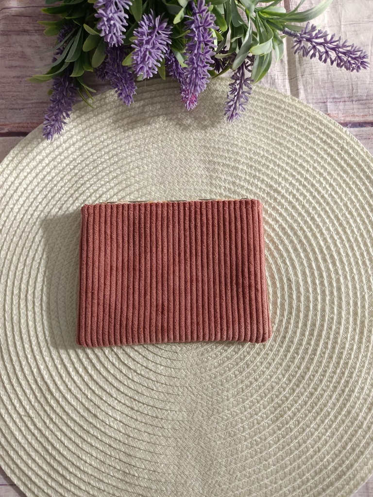 Bolsa multiusos artesanal de pana rosa