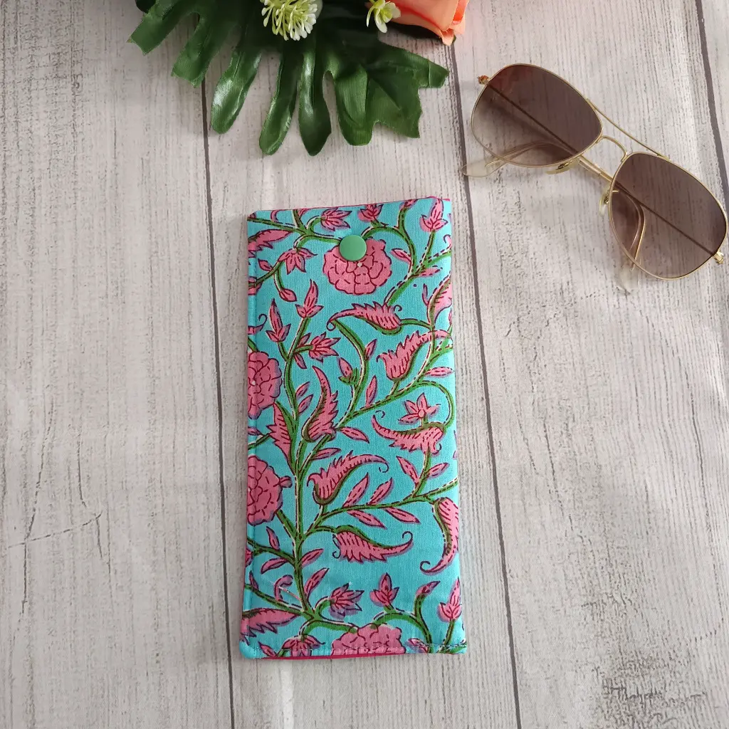 Estuche de gafas artesanal de tela con botón para gafas de sol o graduadas