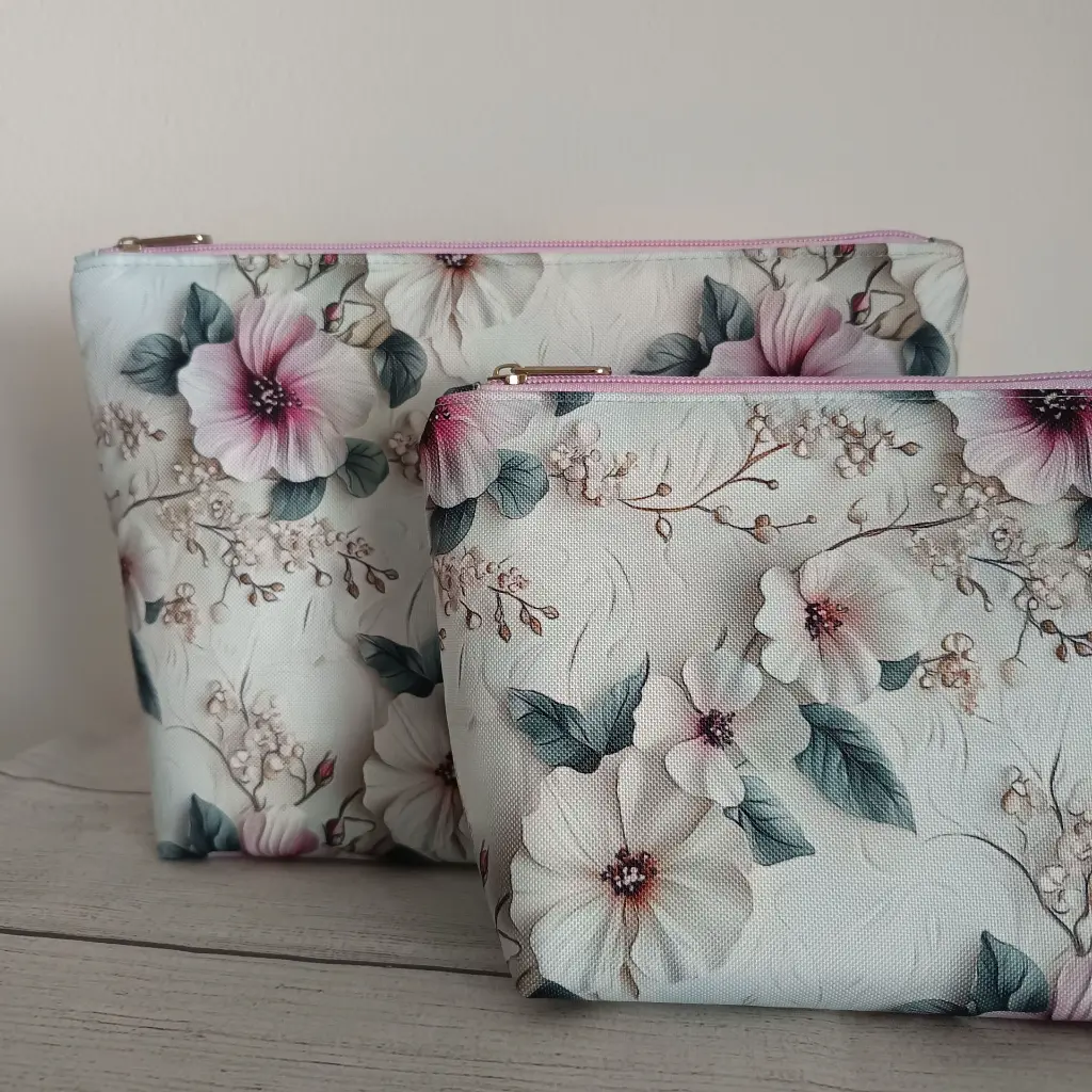 Kit de neceseres de viaje impermeables ideal para llevar tus imprescindibles