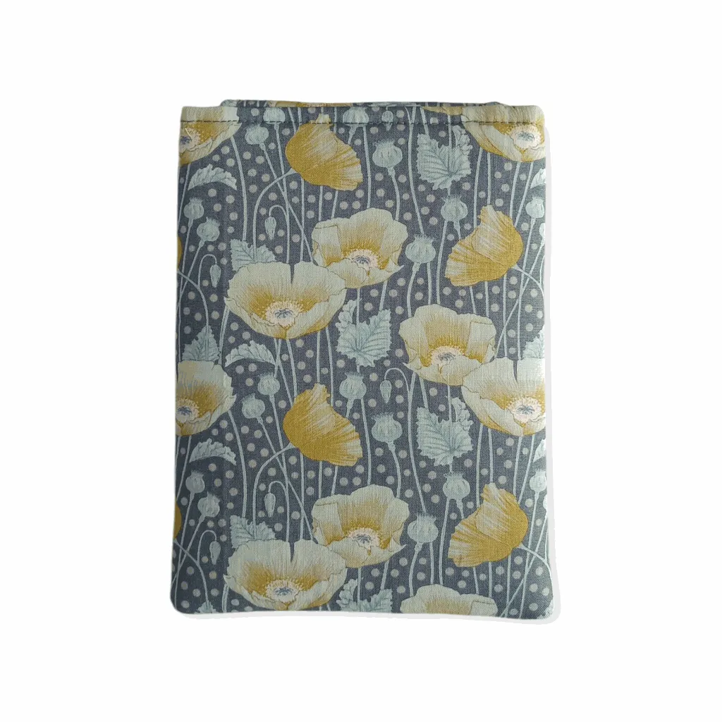 Funda de kinkle  con un estampado  de amapolas ,hecha a mano