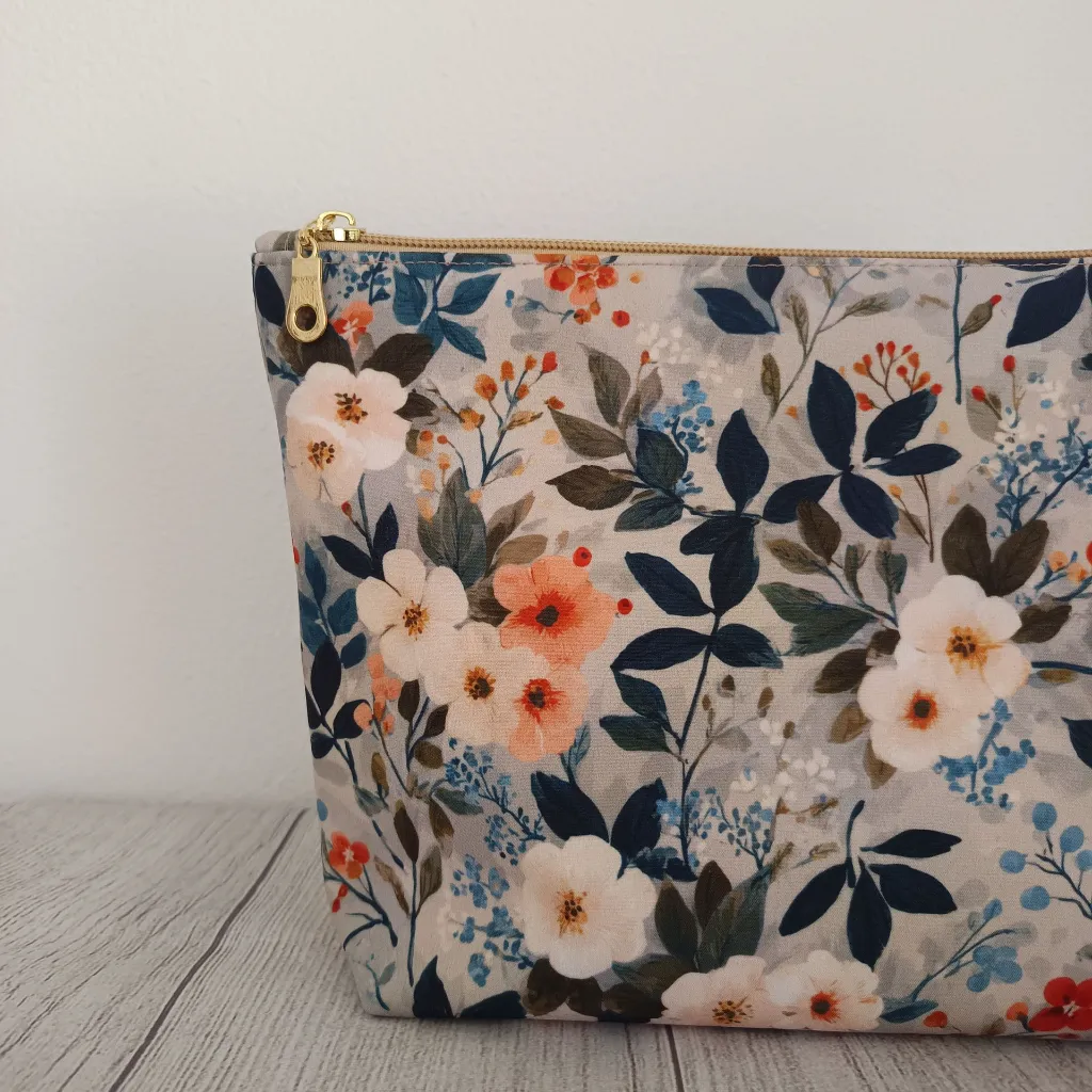 Neceser de viaje grande con estampado floral elegante