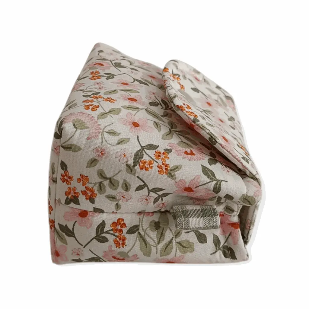Mini neceser de tela floral artesanal