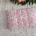 Neceser plano floral rosa artesanal acolchado con cremallera