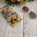 Estuche artesanal para gafas estampado flores