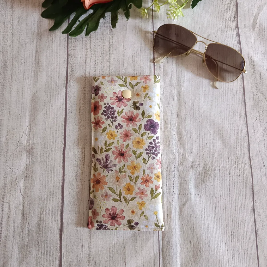 Funda gafas tela  perfecta para proteger tus gafas de sol o graduadas