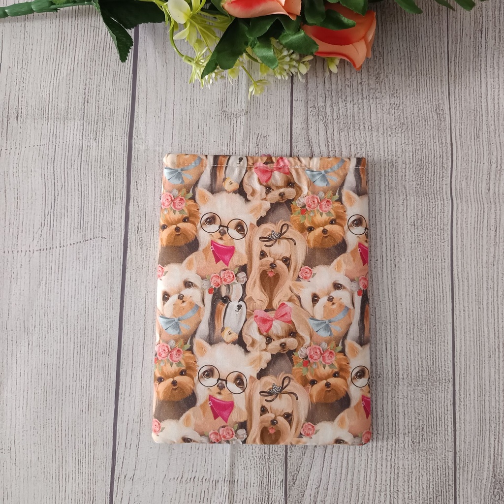 Funda Kindle con estampado de perritos