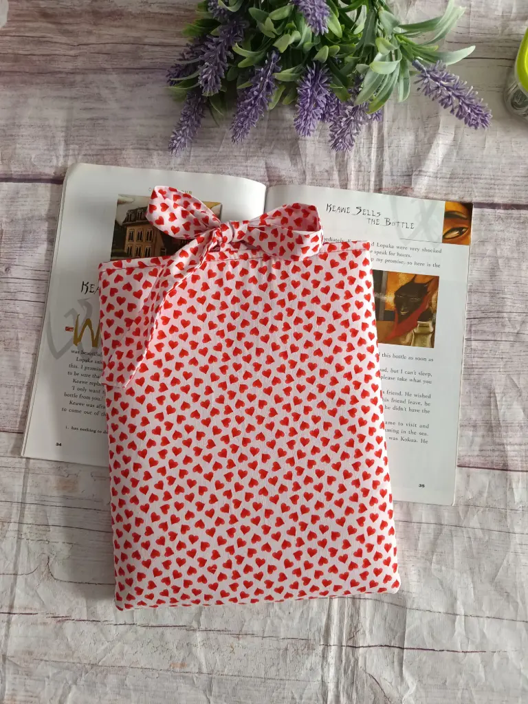 Funda para Libro de Tela  Artesanal Corazones