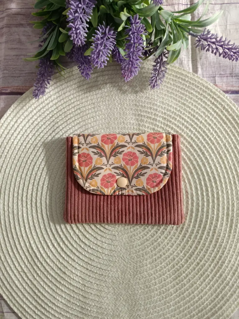 Bolsa multiusos de pana rosa artesanal