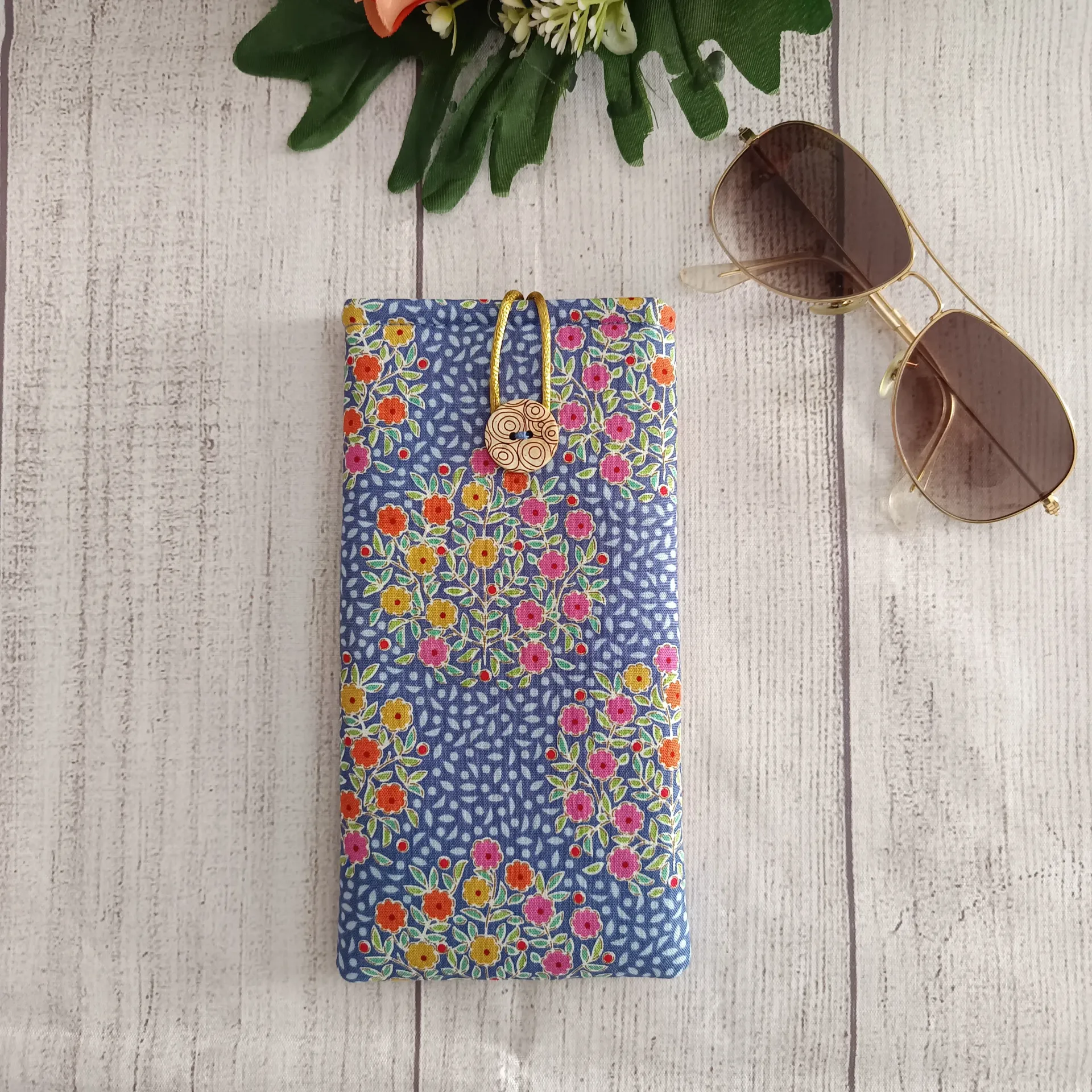 Funda para gafas con estampado floral en tonos azules