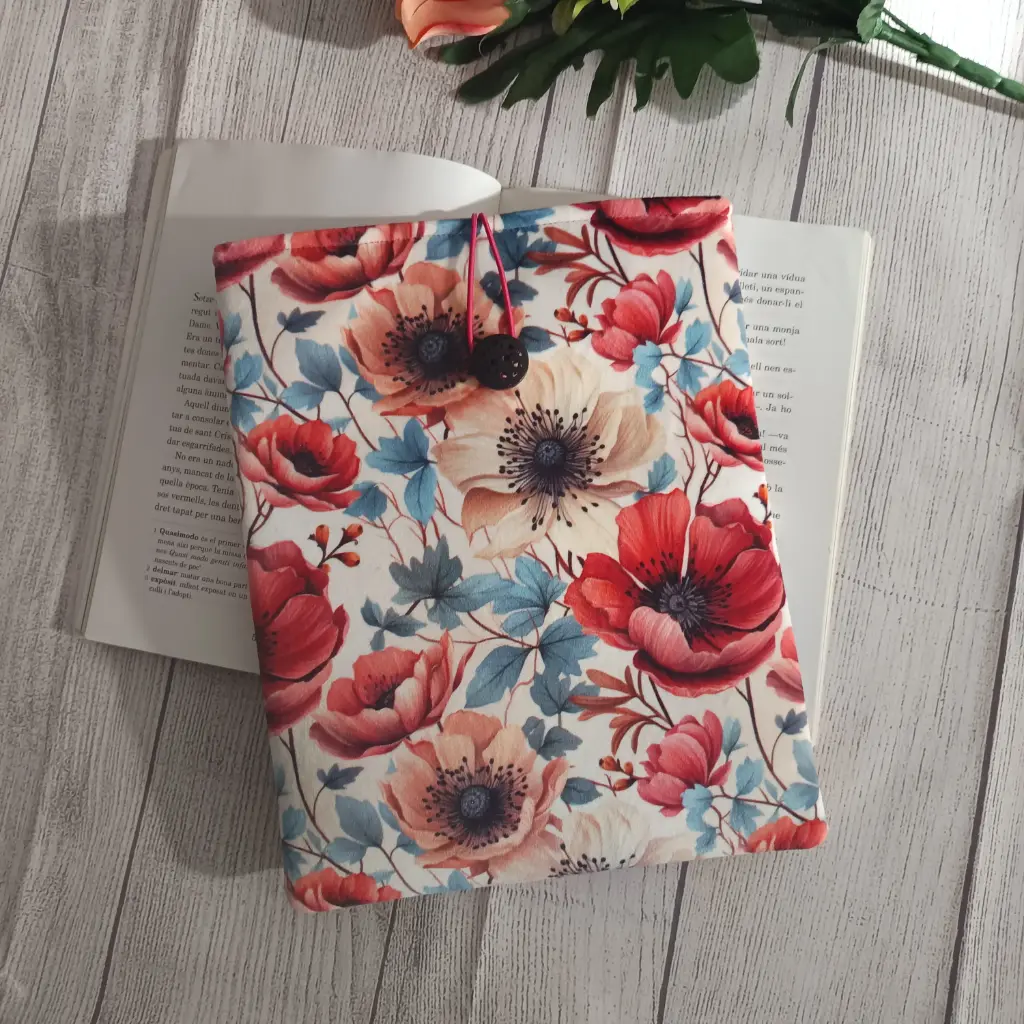 Romance Floral| Funda de libro acolchada de tela