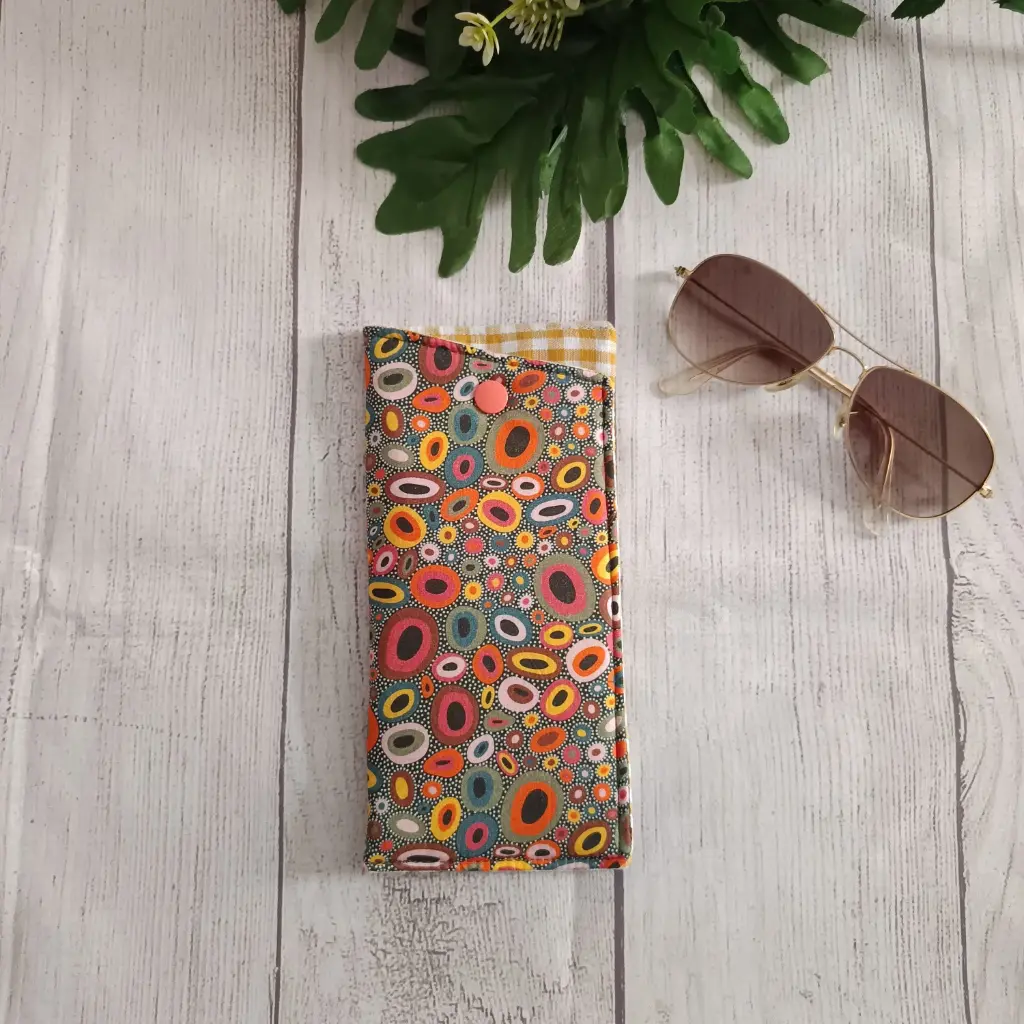 Funda para gafas con estampado geométrico multicolor