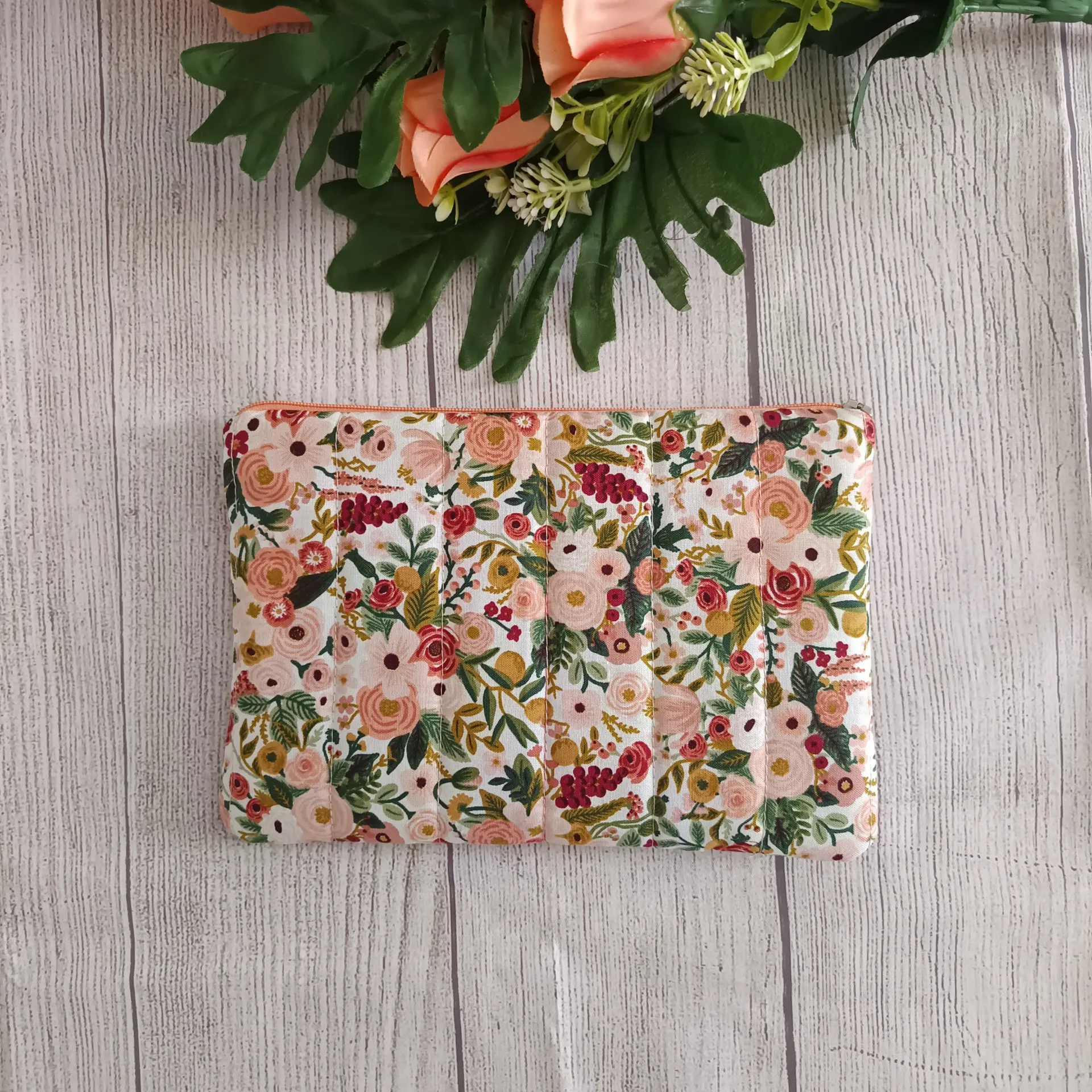 Neceser plano de tela  Gisela-Ligero y Elegante