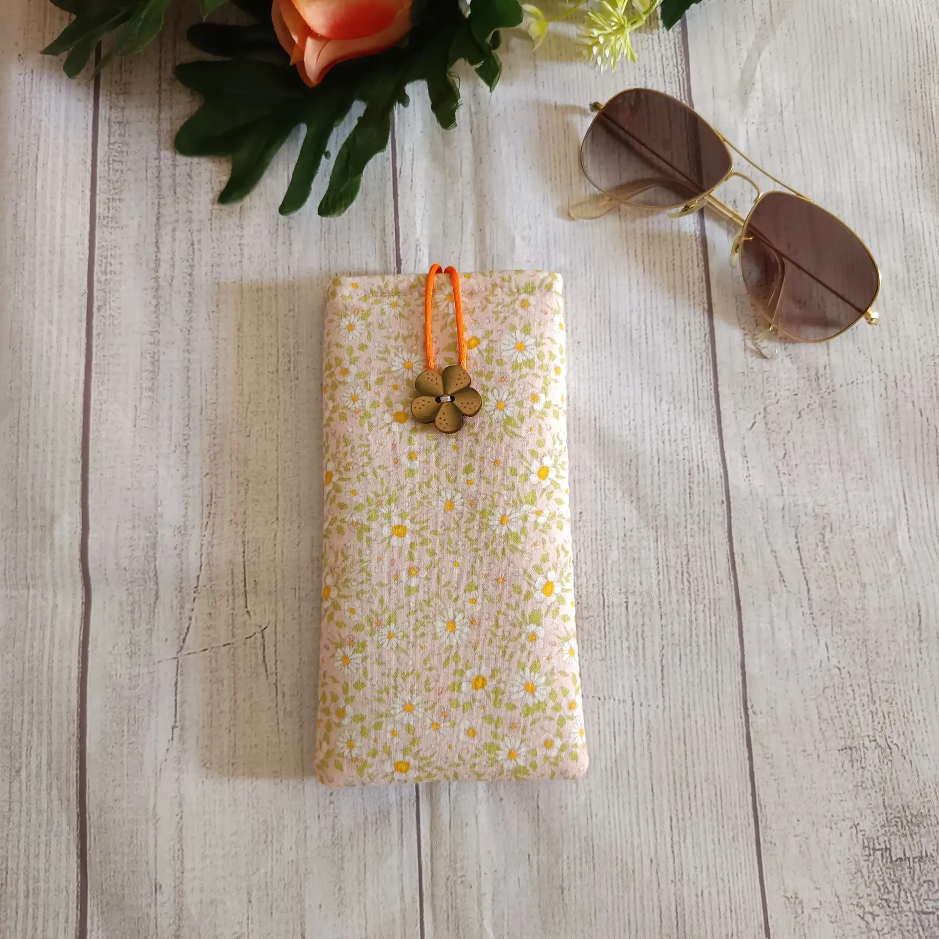 Funda gafas tela floral hecha a mano