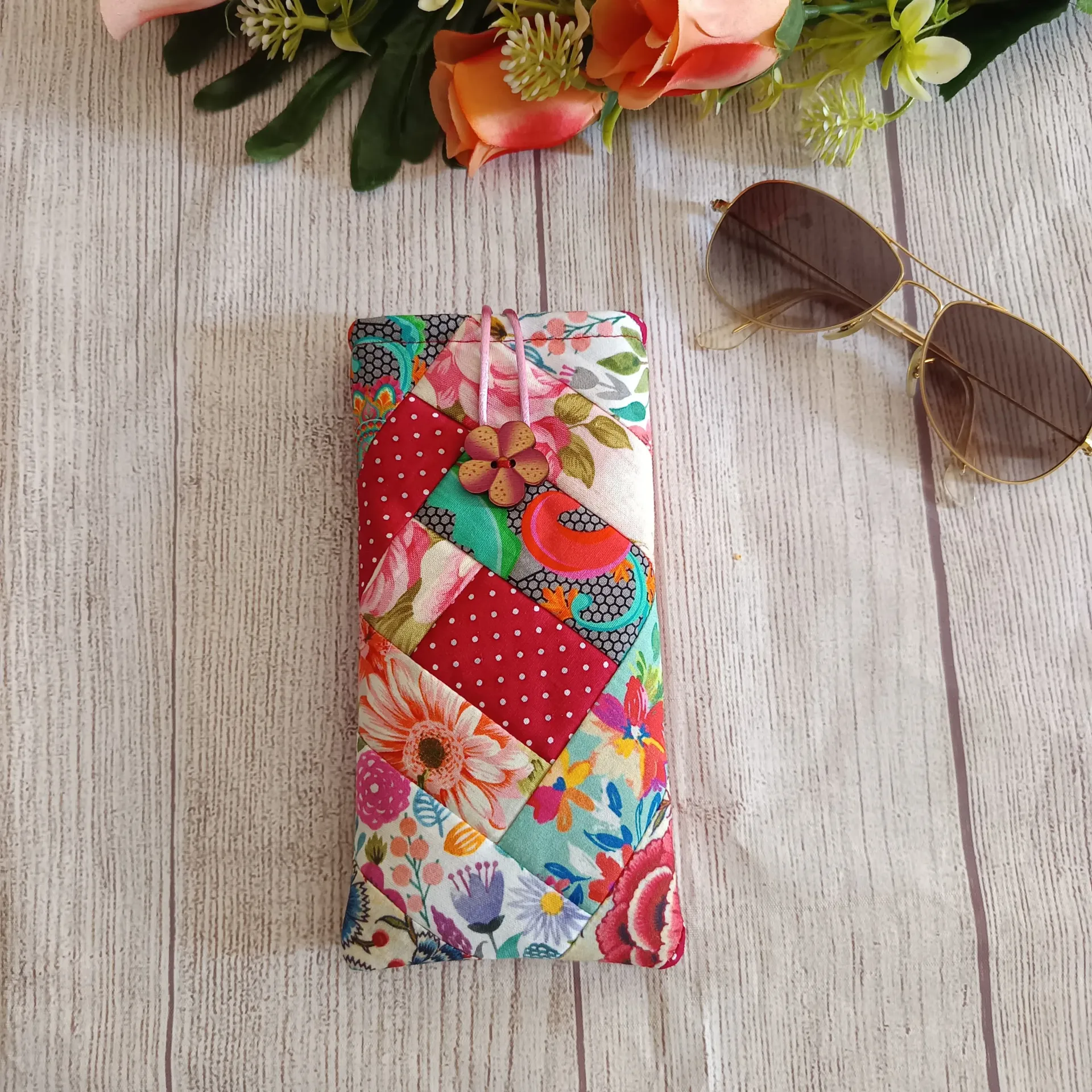 Funda de Gafas de Tela Hecha a Mano con Patchwork
