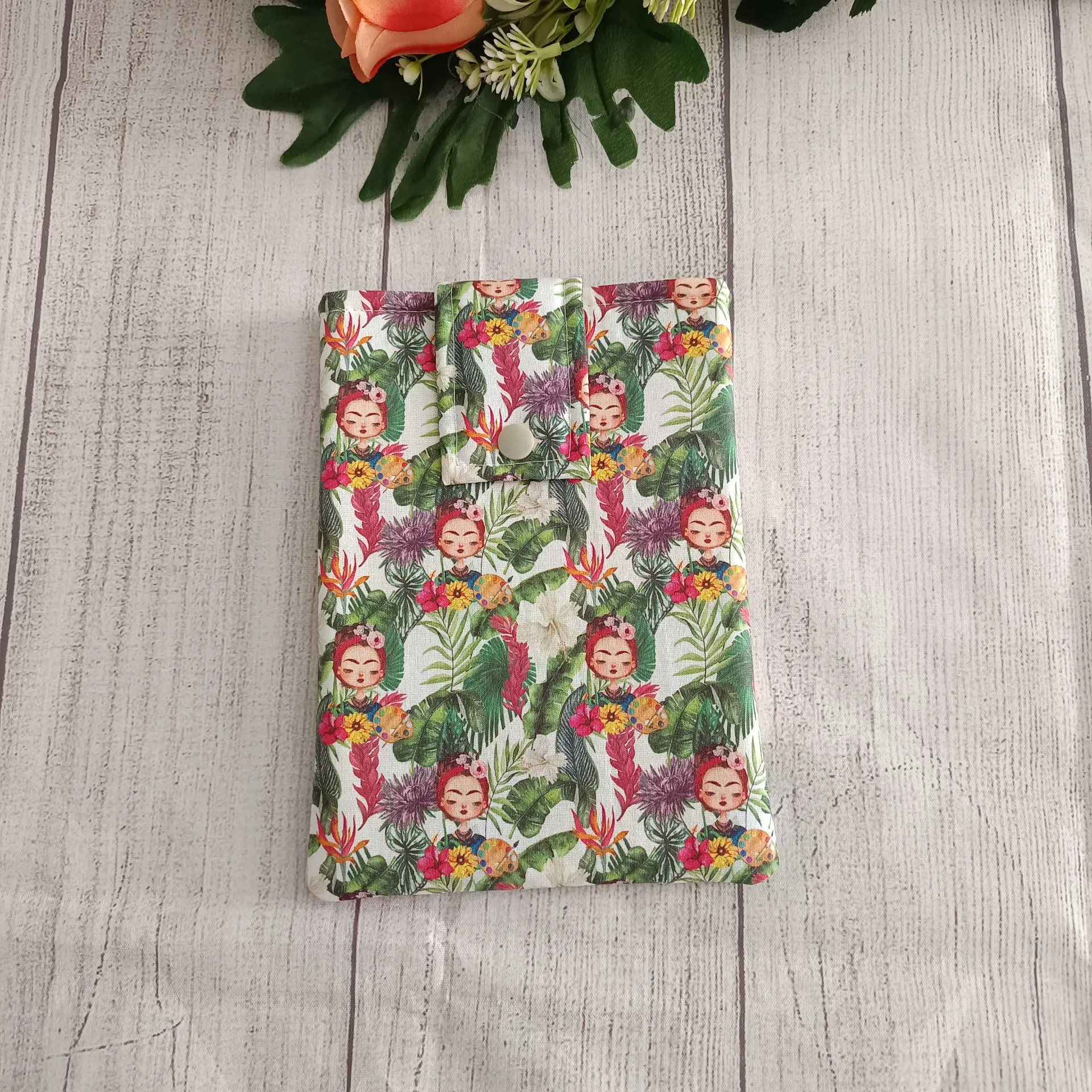 Funda para Kindle Frida Kahlo